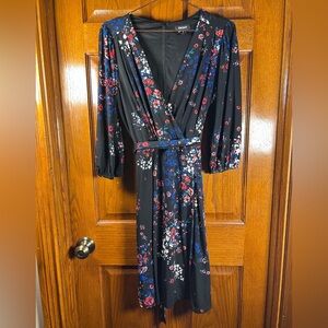 DKNY Size 10 Black Floral V Neck Dress 3/4 Balloon Sleeves